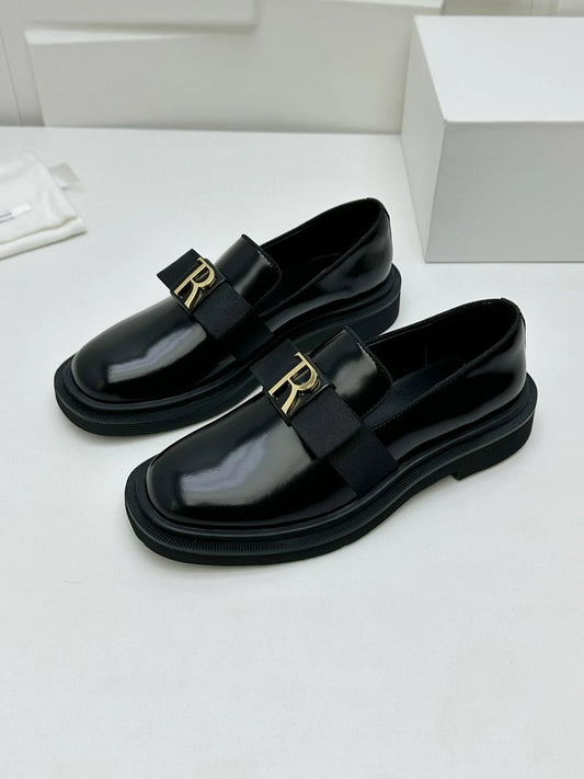 Soulier et loafer femme